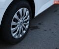 Белый Шкода Фабия, объемом двигателя 1 л и пробегом 72 тыс. км за 8799 $, фото 4 на Automoto.ua