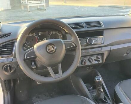 Білий Шкода Фабія, об'ємом двигуна 1 л та пробігом 105 тис. км за 8500 $, фото 8 на Automoto.ua