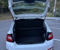 Белый Шкода Фабия, объемом двигателя 1 л и пробегом 142 тыс. км за 8300 $, фото 49 на Automoto.ua
