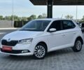 Белый Шкода Фабия, объемом двигателя 1 л и пробегом 63 тыс. км за 8600 $, фото 1 на Automoto.ua