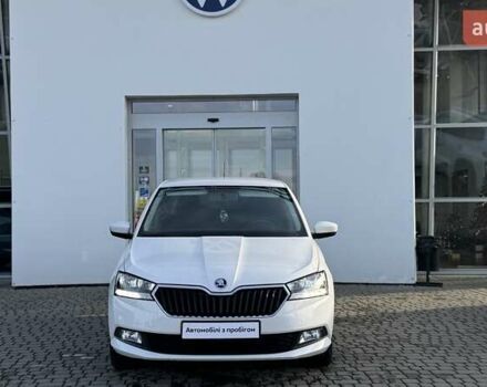 Белый Шкода Фабия, объемом двигателя 1 л и пробегом 146 тыс. км за 8880 $, фото 5 на Automoto.ua