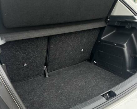 Белый Шкода Фабия, объемом двигателя 1 л и пробегом 120 тыс. км за 8300 $, фото 10 на Automoto.ua