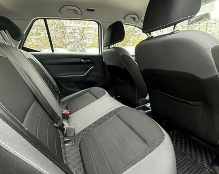 Белый Шкода Фабия, объемом двигателя 1 л и пробегом 120 тыс. км за 8300 $, фото 13 на Automoto.ua