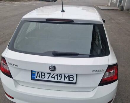 Білий Шкода Фабія, об'ємом двигуна 1 л та пробігом 106 тис. км за 8400 $, фото 7 на Automoto.ua