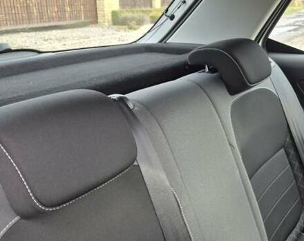 Белый Шкода Фабия, объемом двигателя 1 л и пробегом 93 тыс. км за 9300 $, фото 16 на Automoto.ua