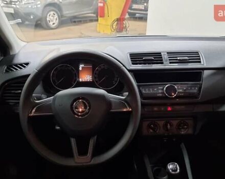 Белый Шкода Фабия, объемом двигателя 1 л и пробегом 101 тыс. км за 9500 $, фото 8 на Automoto.ua