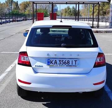 Шкода Фабия 2020 в Киеве на Automoto.ua Белый Шкода Фабия, объемом двигателя 1 л и пробегом 66 тыс. км за 11000 $, фото 4 на Automoto.ua