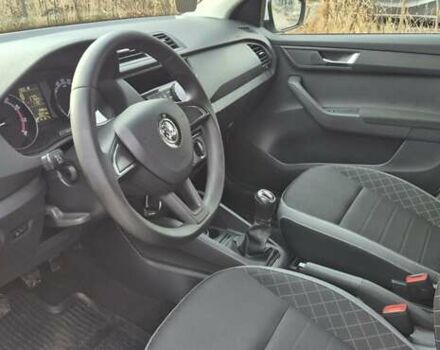 Белый Шкода Фабия, объемом двигателя 1 л и пробегом 93 тыс. км за 9300 $, фото 9 на Automoto.ua