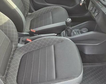 Белый Шкода Фабия, объемом двигателя 1 л и пробегом 93 тыс. км за 9300 $, фото 12 на Automoto.ua