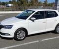 Белый Шкода Фабия, объемом двигателя 1 л и пробегом 66 тыс. км за 11000 $, фото 1 на Automoto.ua