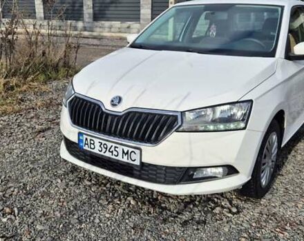 Белый Шкода Фабия, объемом двигателя 1 л и пробегом 93 тыс. км за 9300 $, фото 1 на Automoto.ua