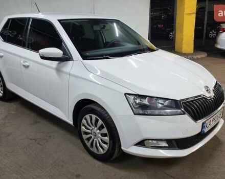 Белый Шкода Фабия, объемом двигателя 1 л и пробегом 101 тыс. км за 9500 $, фото 5 на Automoto.ua