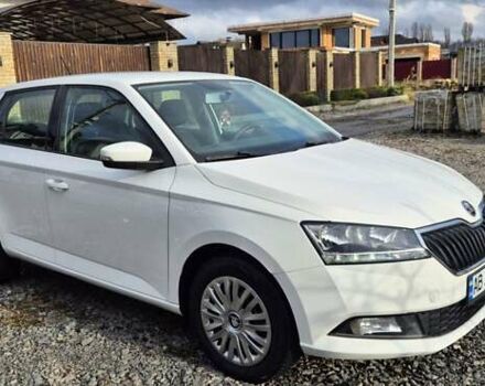 Белый Шкода Фабия, объемом двигателя 1 л и пробегом 93 тыс. км за 9300 $, фото 2 на Automoto.ua