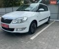 Белый Шкода Фабия, объемом двигателя 1.2 л и пробегом 190 тыс. км за 7300 $, фото 1 на Automoto.ua