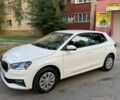 Білий Шкода Фабія, об'ємом двигуна 1 л та пробігом 32 тис. км за 11800 $, фото 1 на Automoto.ua