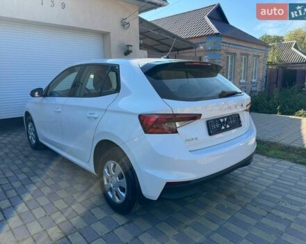 Білий Шкода Фабія, об'ємом двигуна 1 л та пробігом 3 тис. км за 16700 $, фото 5 на Automoto.ua