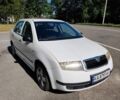 Белый Шкода Фабия, объемом двигателя 1.4 л и пробегом 293 тыс. км за 3500 $, фото 1 на Automoto.ua