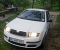 Белый Шкода Фабия, объемом двигателя 1.2 л и пробегом 143 тыс. км за 2600 $, фото 1 на Automoto.ua