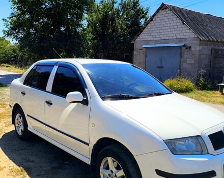 Белый Шкода Фабия, объемом двигателя 1.4 л и пробегом 285 тыс. км за 3600 $, фото 8 на Automoto.ua