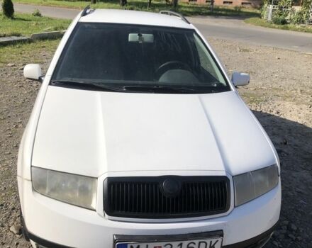 Білий Шкода Фабія, об'ємом двигуна 1.4 л та пробігом 252 тис. км за 1450 $, фото 5 на Automoto.ua