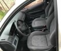 Білий Шкода Фабія, об'ємом двигуна 1.4 л та пробігом 350 тис. км за 3100 $, фото 13 на Automoto.ua