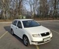 Білий Шкода Фабія, об'ємом двигуна 1.4 л та пробігом 206 тис. км за 3600 $, фото 1 на Automoto.ua