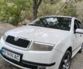 Белый Шкода Фабия, объемом двигателя 1.4 л и пробегом 313 тыс. км за 3000 $, фото 1 на Automoto.ua
