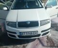 Белый Шкода Фабия, объемом двигателя 1.2 л и пробегом 302 тыс. км за 3400 $, фото 1 на Automoto.ua