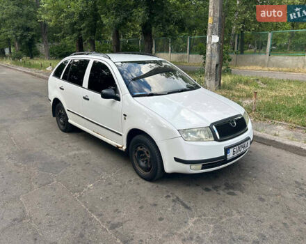 Білий Шкода Фабія, об'ємом двигуна 1.39 л та пробігом 290 тис. км за 3000 $, фото 1 на Automoto.ua