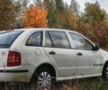 Белый Шкода Фабия, объемом двигателя 1.9 л и пробегом 300 тыс. км за 1999 $, фото 6 на Automoto.ua