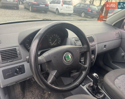 Білий Шкода Фабія, об'ємом двигуна 1.4 л та пробігом 268 тис. км за 2700 $, фото 12 на Automoto.ua