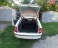 Білий Шкода Фабія, об'ємом двигуна 1.2 л та пробігом 275 тис. км за 1950 $, фото 10 на Automoto.ua