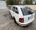 Шкода Фабия 2003 в Хмельницком на Automoto.ua Белый Шкода Фабия, объемом двигателя 1.4 л и пробегом 394 тыс. км за 2400 $, фото 6 на Automoto.ua
