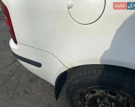 Белый Шкода Фабия, объемом двигателя 1.39 л и пробегом 290 тыс. км за 2500 $, фото 24 на Automoto.ua