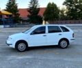 Белый Шкода Фабия, объемом двигателя 1.4 л и пробегом 255 тыс. км за 2600 $, фото 1 на Automoto.ua