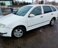 Белый Шкода Фабия, объемом двигателя 1.2 л и пробегом 335 тыс. км за 2650 $, фото 1 на Automoto.ua