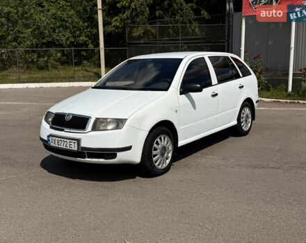 Білий Шкода Фабія, об'ємом двигуна 1.4 л та пробігом 250 тис. км за 2200 $, фото 8 на Automoto.ua