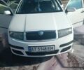 Белый Шкода Фабия, объемом двигателя 1.2 л и пробегом 302 тыс. км за 3400 $, фото 1 на Automoto.ua