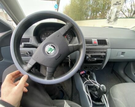 Шкода Фабия 2003 в Хмельницком на Automoto.ua Белый Шкода Фабия, объемом двигателя 1.4 л и пробегом 394 тыс. км за 2400 $, фото 14 на Automoto.ua