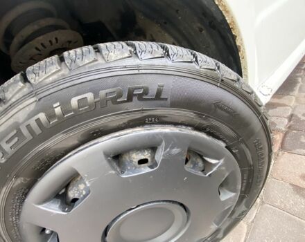 Шкода Фабия 2003 в Хмельницком на Automoto.ua Белый Шкода Фабия, объемом двигателя 1.4 л и пробегом 394 тыс. км за 2400 $, фото 18 на Automoto.ua