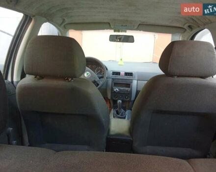 Білий Шкода Фабія, об'ємом двигуна 1.2 л та пробігом 275 тис. км за 1950 $, фото 1 на Automoto.ua