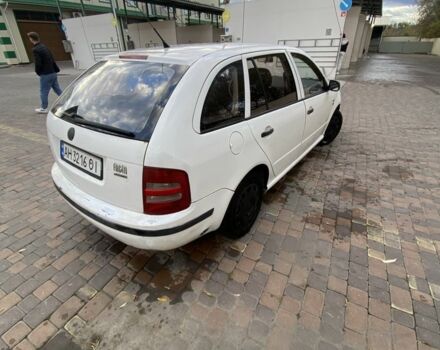 Шкода Фабия 2003 в Хмельницком на Automoto.ua Белый Шкода Фабия, объемом двигателя 1.4 л и пробегом 394 тыс. км за 2400 $, фото 7 на Automoto.ua