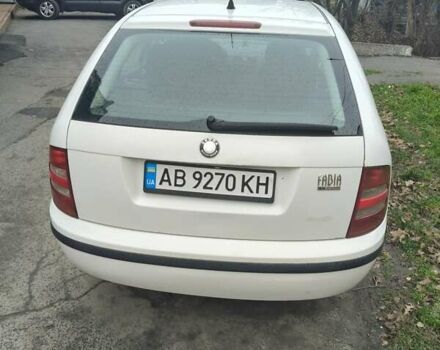 Белый Шкода Фабия, объемом двигателя 1.4 л и пробегом 312 тыс. км за 2900 $, фото 6 на Automoto.ua