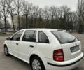 Белый Шкода Фабия, объемом двигателя 1.9 л и пробегом 300 тыс. км за 1750 $, фото 1 на Automoto.ua