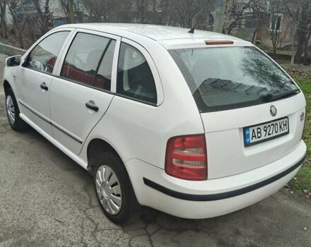 Белый Шкода Фабия, объемом двигателя 1.4 л и пробегом 312 тыс. км за 2900 $, фото 8 на Automoto.ua