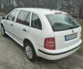 Белый Шкода Фабия, объемом двигателя 1.4 л и пробегом 312 тыс. км за 2900 $, фото 8 на Automoto.ua