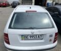 Белый Шкода Фабия, объемом двигателя 1.2 л и пробегом 400 тыс. км за 1200 $, фото 1 на Automoto.ua