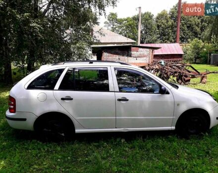 Білий Шкода Фабія, об'ємом двигуна 1.2 л та пробігом 266 тис. км за 4000 $, фото 7 на Automoto.ua