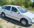Белый Шкода Фабия, объемом двигателя 1.4 л и пробегом 312 тыс. км за 2900 $, фото 2 на Automoto.ua