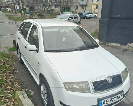 Белый Шкода Фабия, объемом двигателя 1.4 л и пробегом 312 тыс. км за 2900 $, фото 4 на Automoto.ua